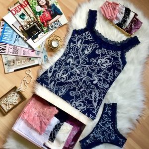 Women Corsage & Stylish Underwear Set